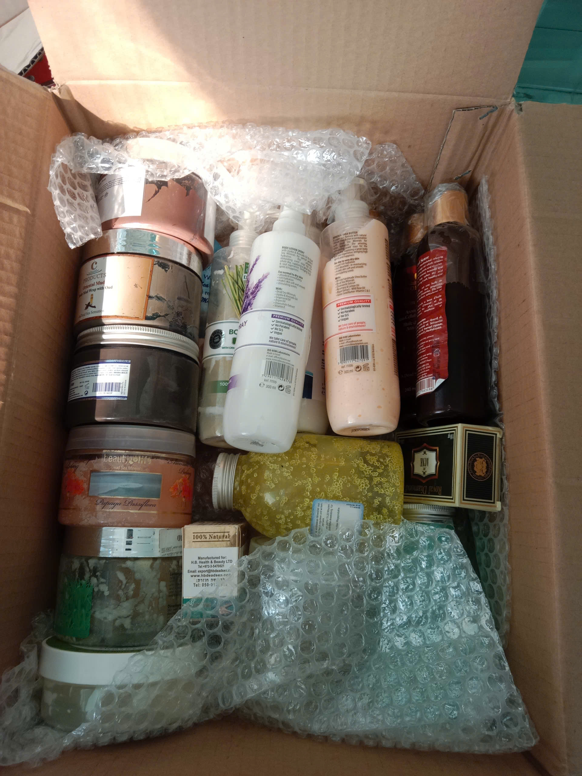 Mỹ phẩm gửi từ Việt Nam đi Trung Quốc